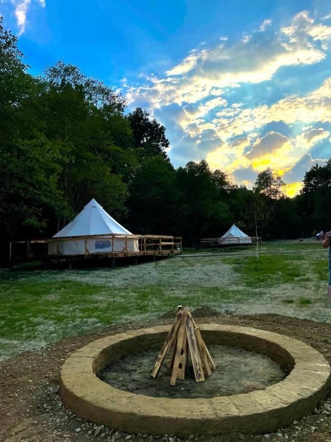 Forest Glamping บราชอฟ ภายนอก รูปภาพ