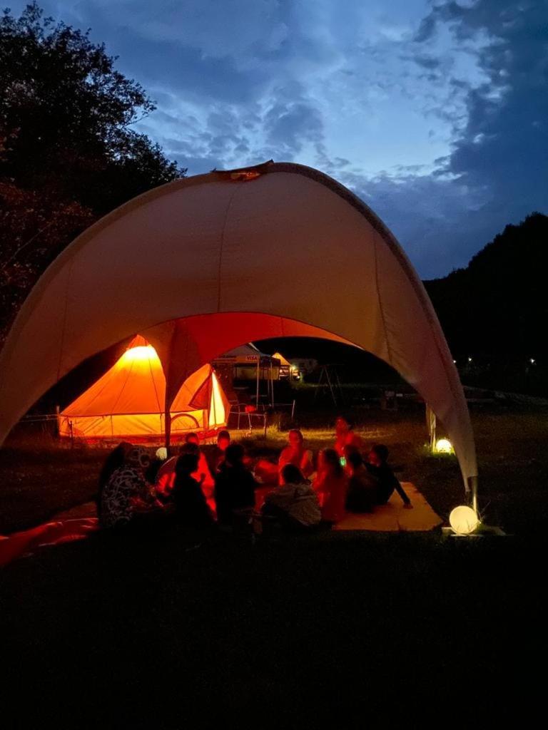 Forest Glamping บราชอฟ ภายนอก รูปภาพ